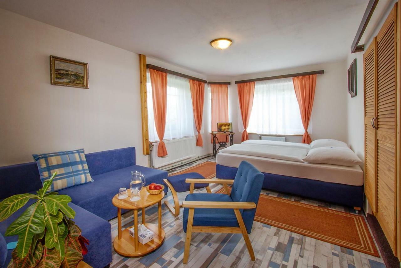 Rodinny Hotel Kaiser Desná Dış mekan fotoğraf